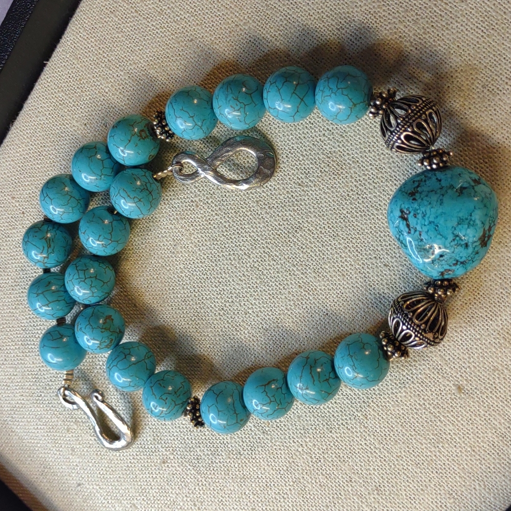 Southwestern Style Blue Gemstone Necklace - Picture 5 of 8